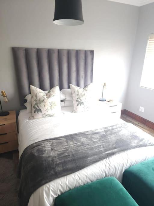 Cape Town, Sea Point, Beautiful 2 Bedroom Apartment @Tucked Away Extérieur photo