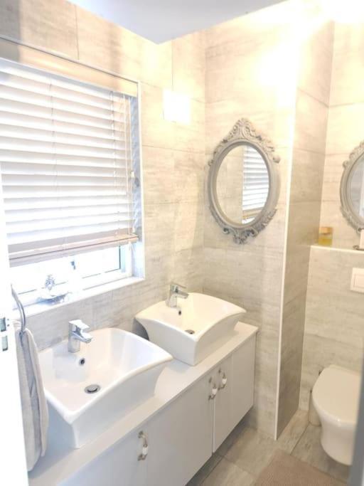 Cape Town, Sea Point, Beautiful 2 Bedroom Apartment @Tucked Away Extérieur photo